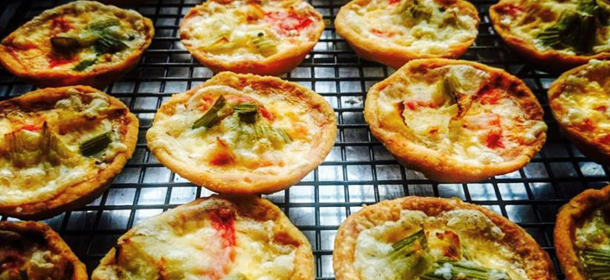 small savoury pastries 